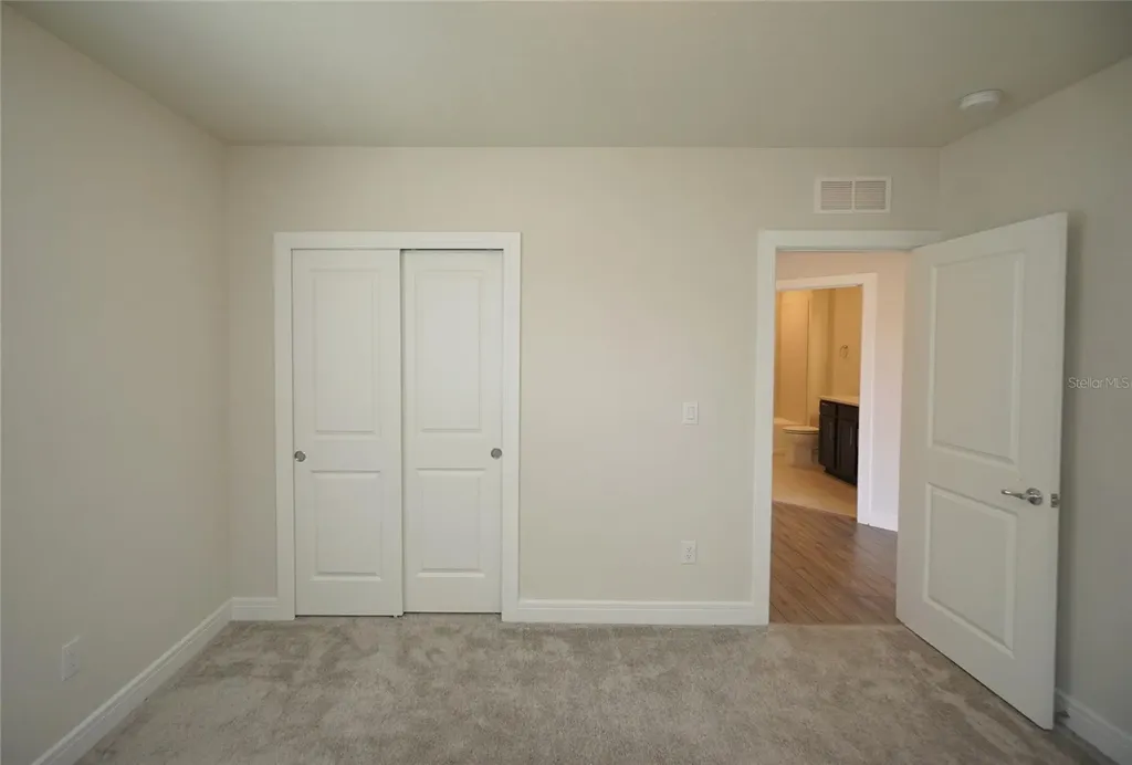 30399 Marquette Avenue Wesley Chapel FL 33545