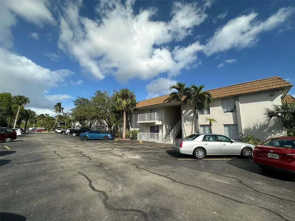 1830 Maravilla Avenue Fort Myers FL 33901