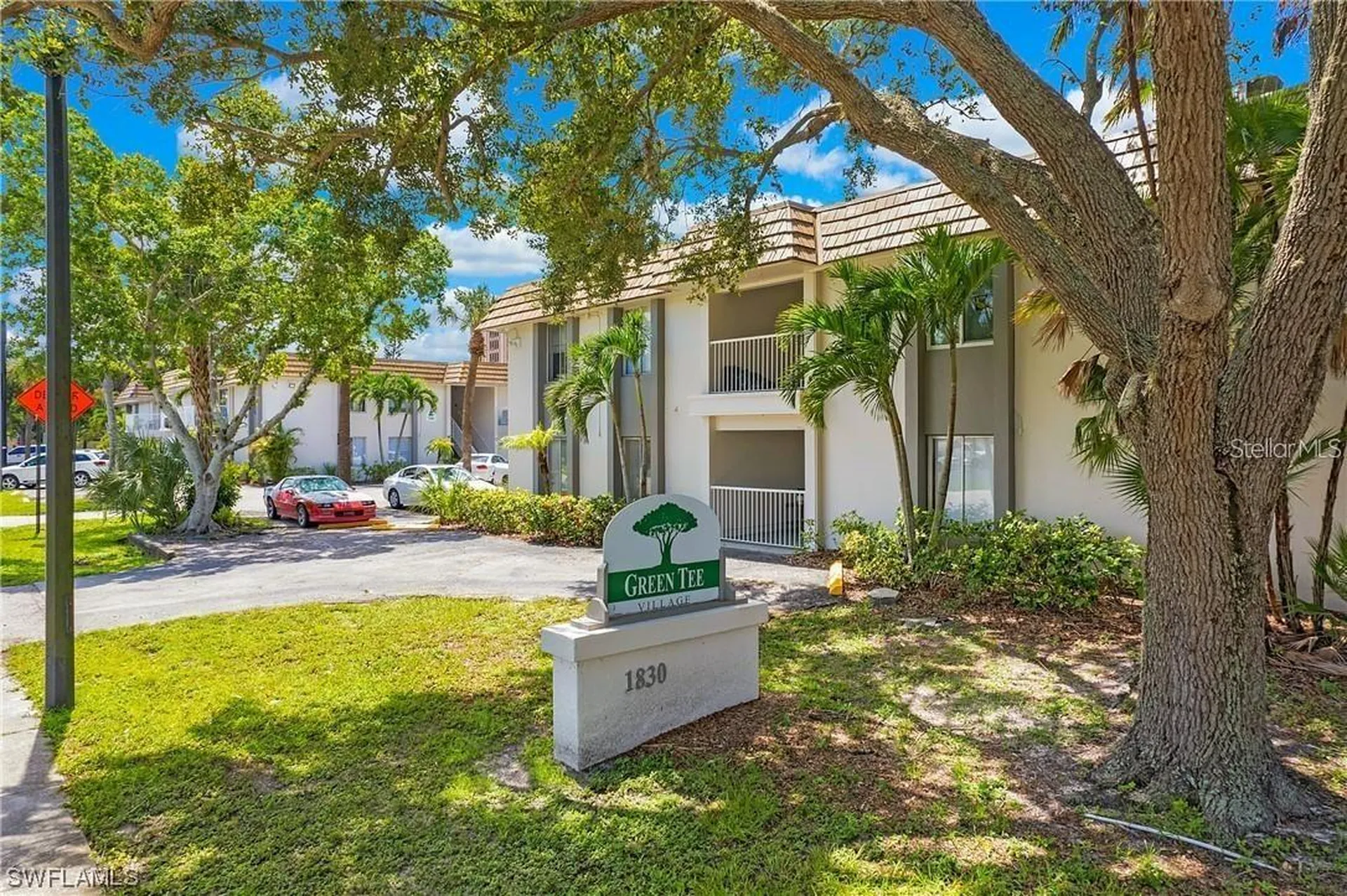 1830 Maravilla Avenue Fort Myers FL 33901