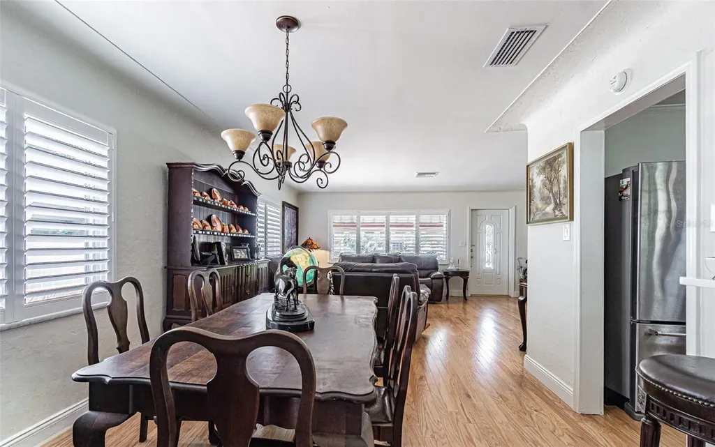 243 Snell Isle Boulevard NE St Petersburg FL 33704