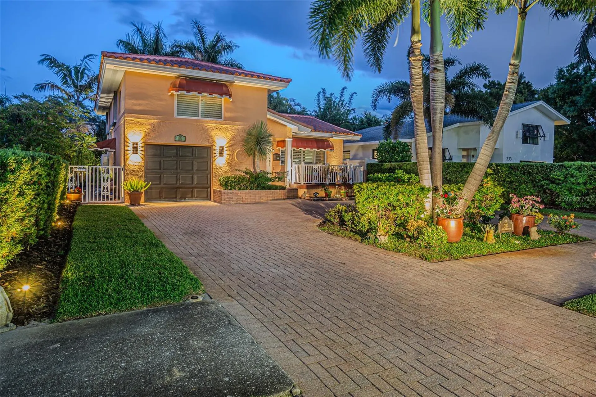 243 Snell Isle Boulevard NE St Petersburg FL 33704