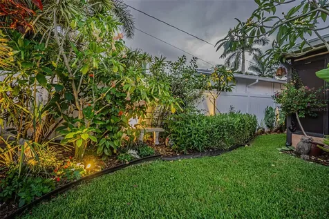 243 Snell Isle Boulevard NE St Petersburg FL 33704