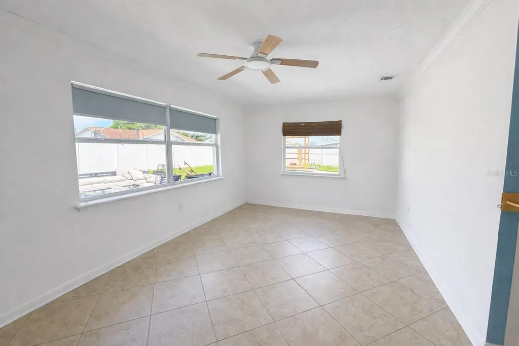 3602 Cambridge Drive W Bradenton FL 34205