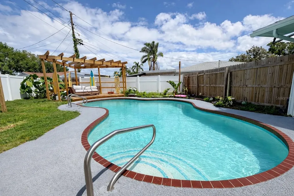 3602 Cambridge Drive W Bradenton FL 34205
