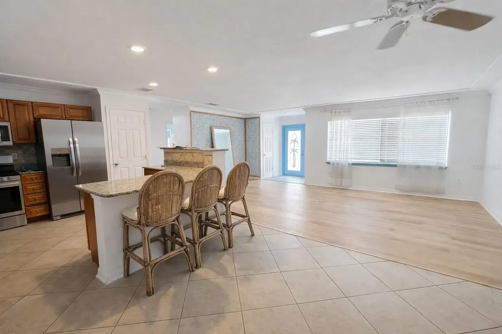 3602 Cambridge Drive W Bradenton FL 34205