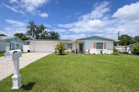 3602 Cambridge Drive W Bradenton FL 34205