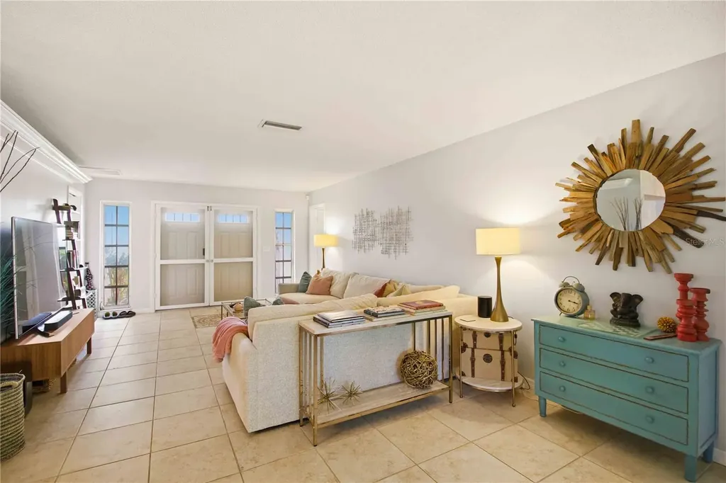 7354 W Country Club Drive N Sarasota FL 34243