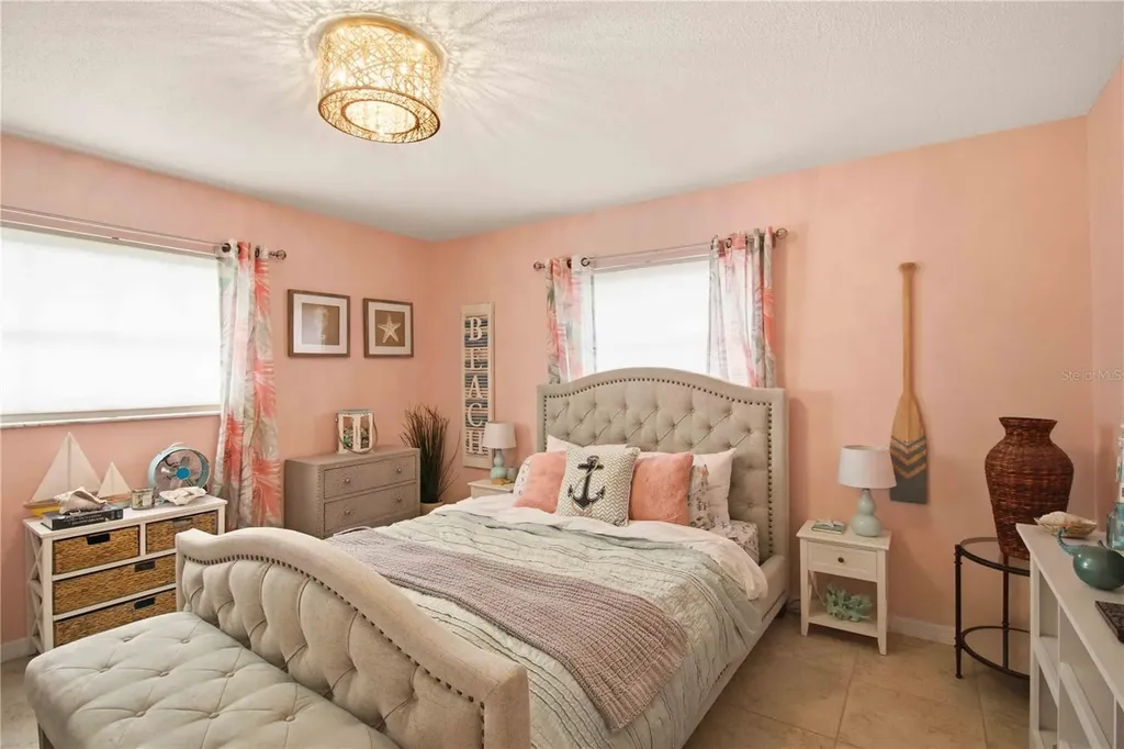 7354 W Country Club Drive N Sarasota FL 34243