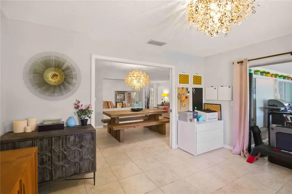 7354 W Country Club Drive N Sarasota FL 34243