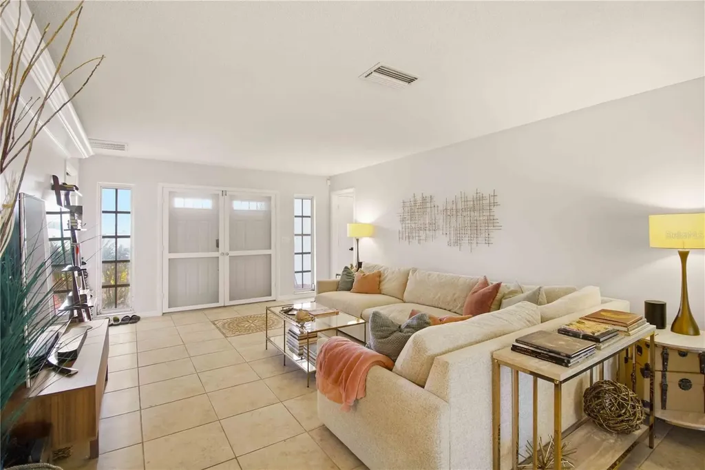 7354 W Country Club Drive N Sarasota FL 34243