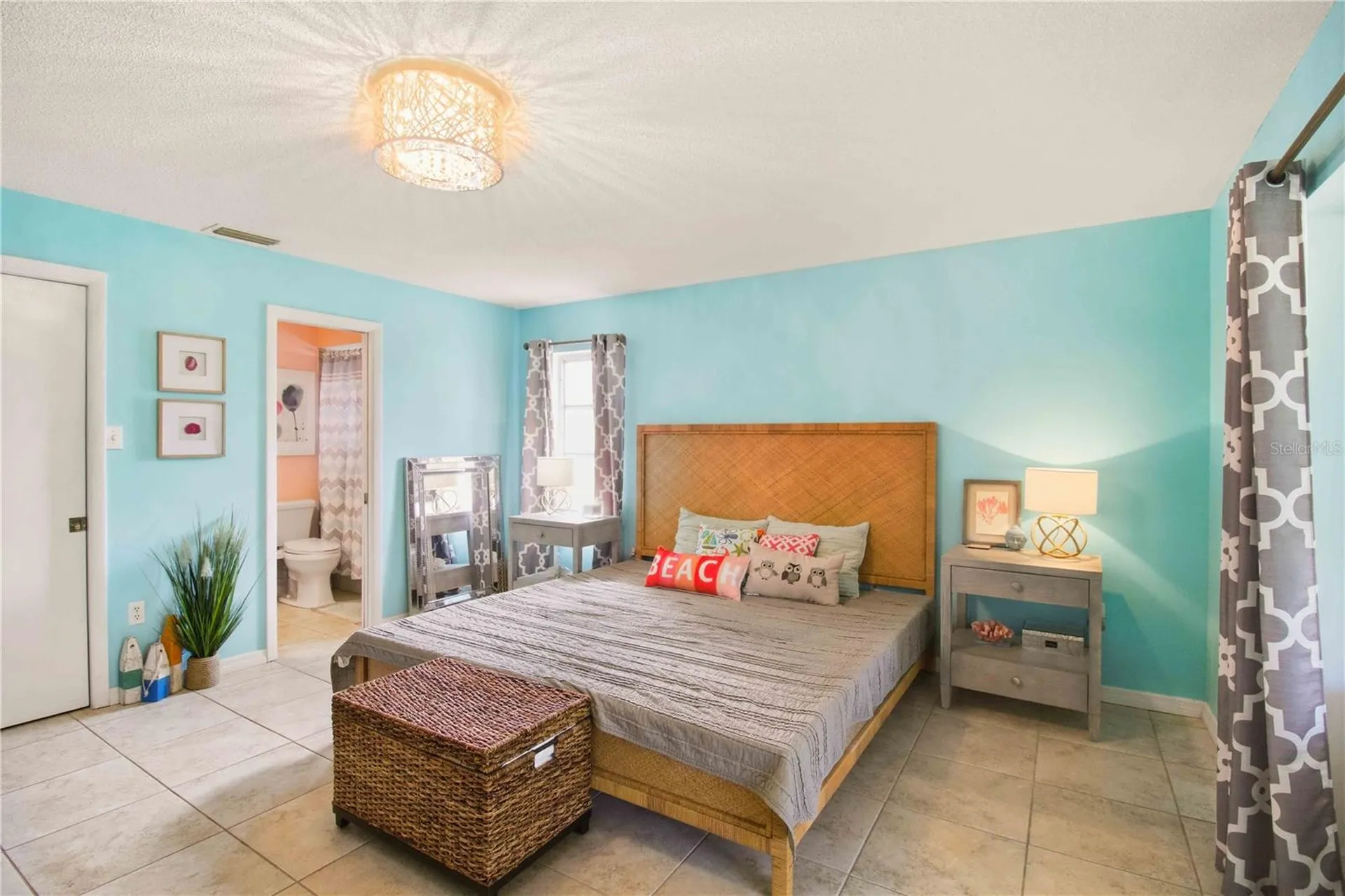 7354 W Country Club Drive N Sarasota FL 34243