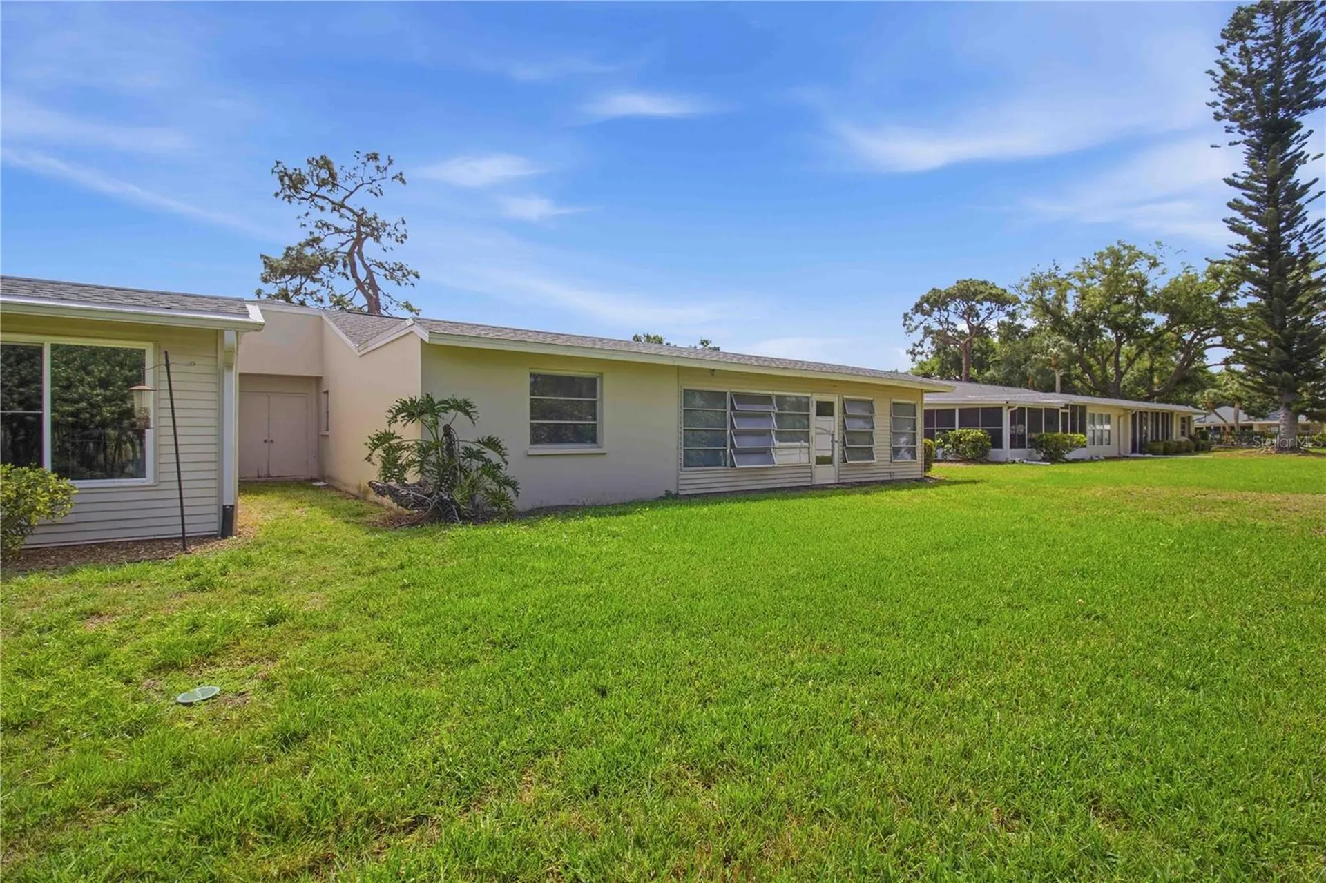 7354 W Country Club Drive N Sarasota FL 34243