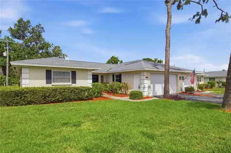 7354 W Country Club Drive N Sarasota FL 34243