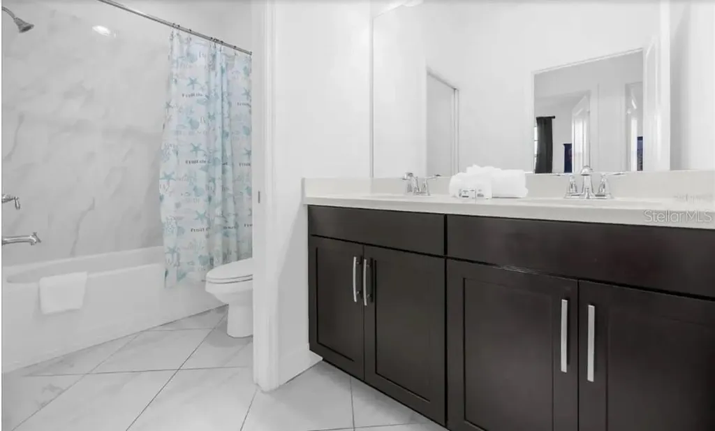 450 Captiva Drive Davenport FL 33896
