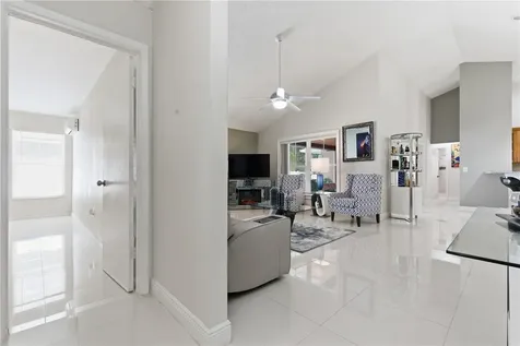 11914 Sugar Tree Drive Tampa FL 33625