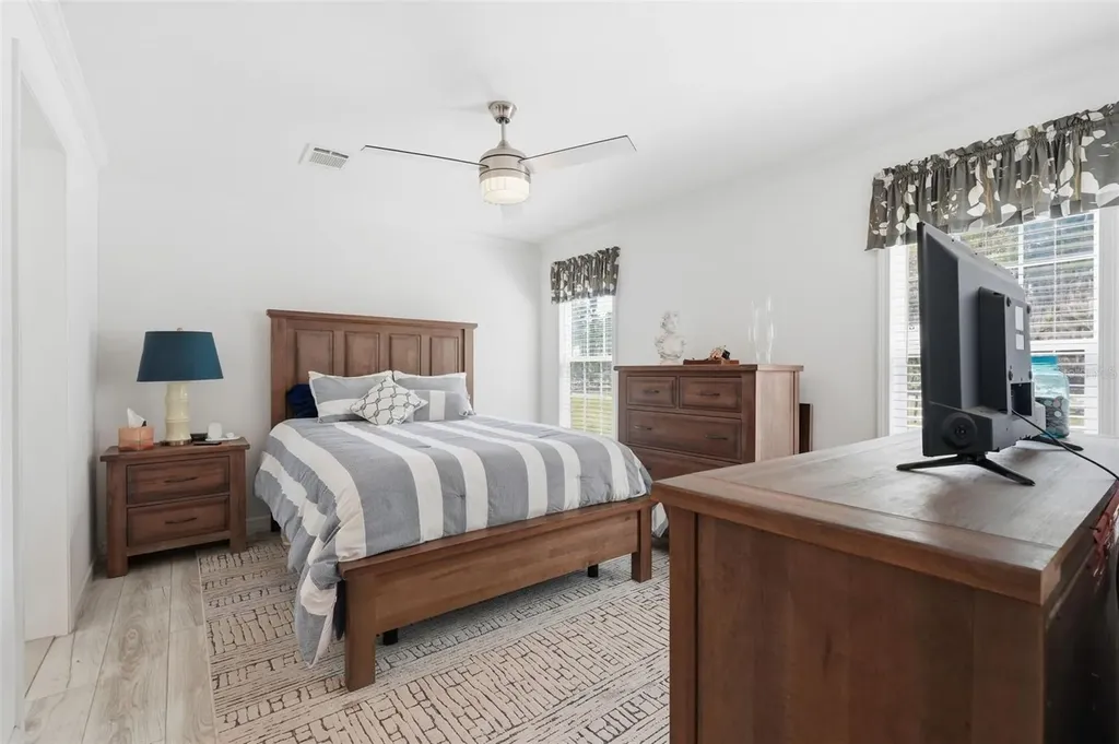 5625 Hog Town Lane Myakka City FL 34251