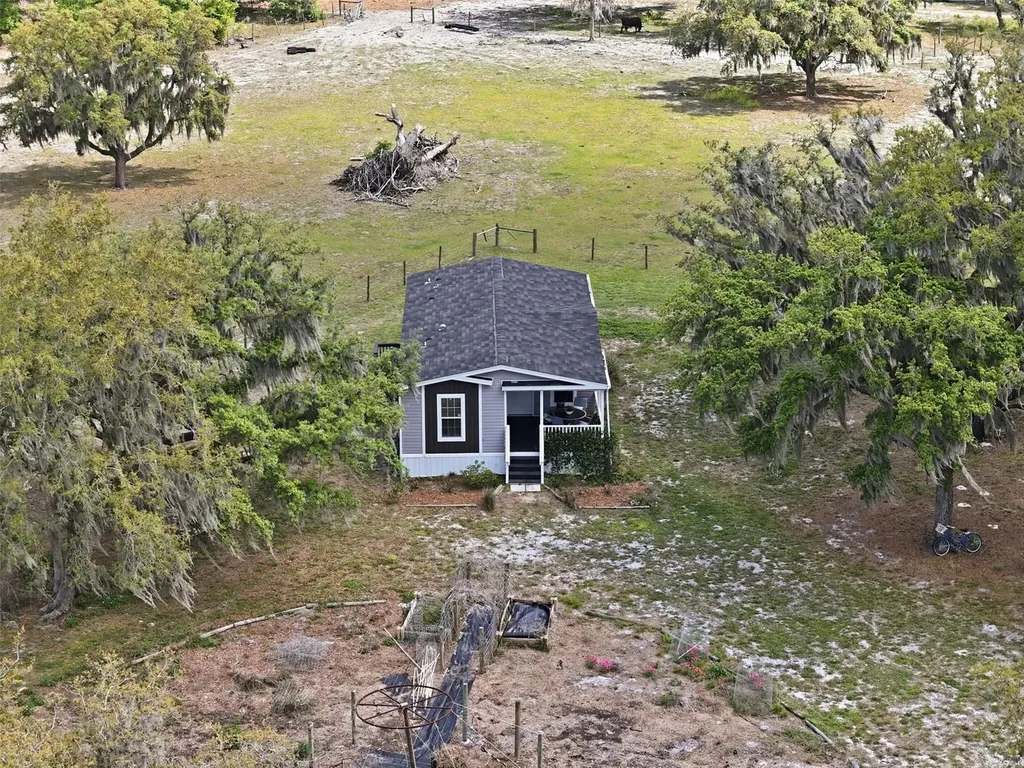 5625 Hog Town Lane Myakka City FL 34251