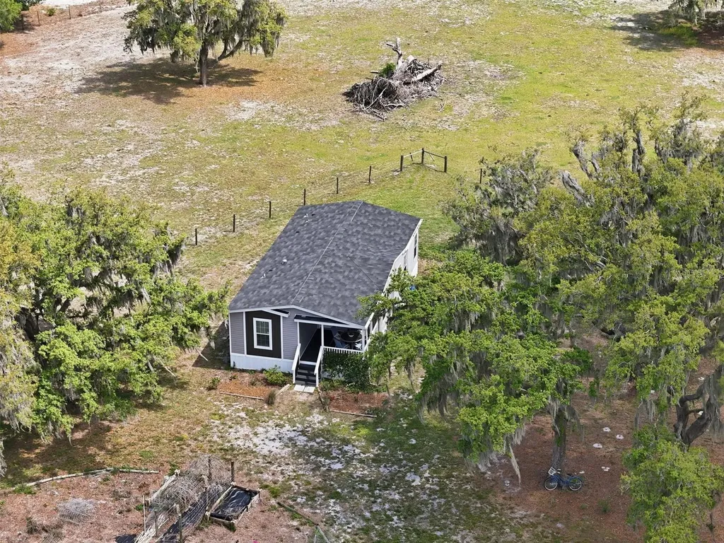 5625 Hog Town Lane Myakka City FL 34251