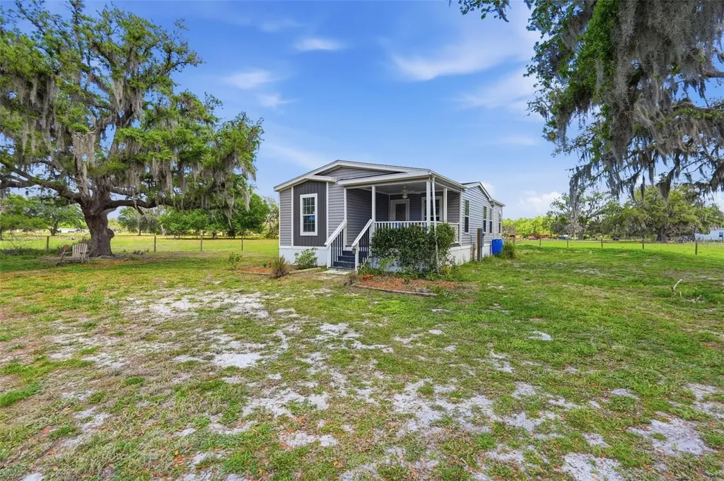 5625 Hog Town Lane Myakka City FL 34251