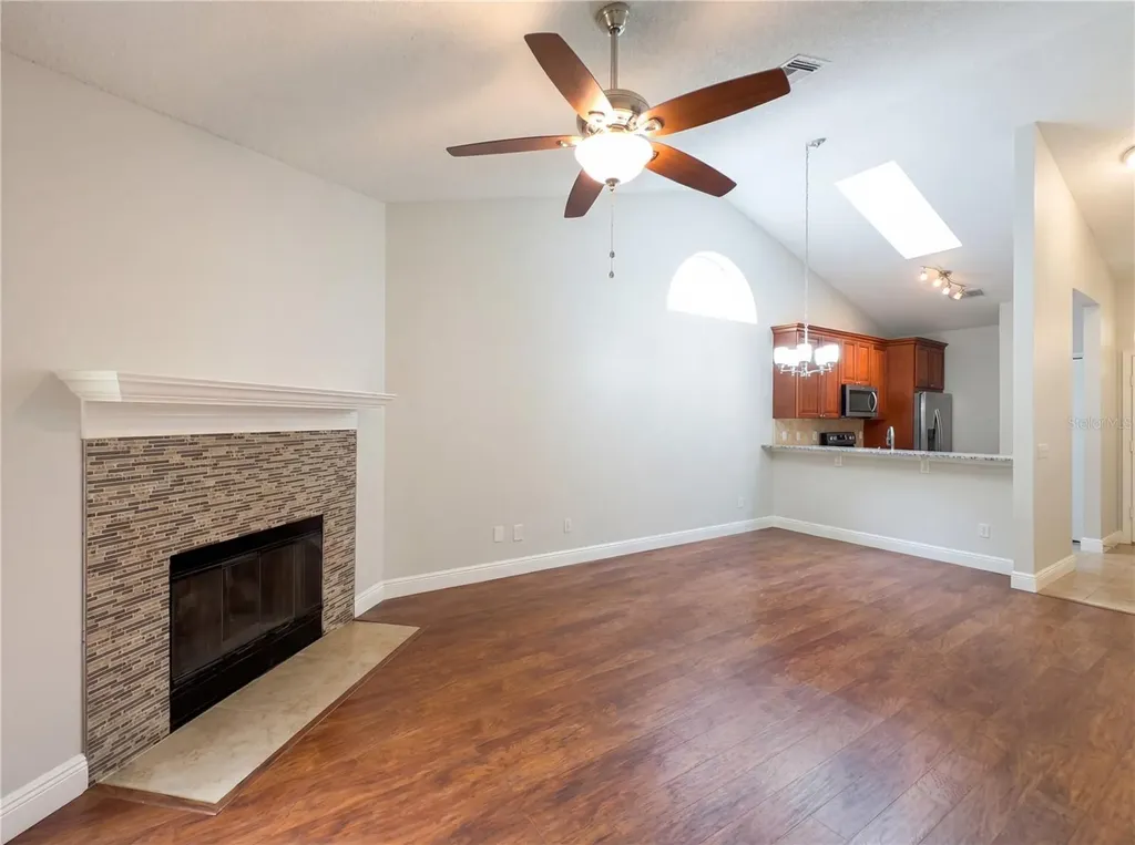 1696 Chatham Circle Apopka FL 32703