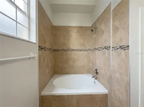 1696 Chatham Circle Apopka FL 32703