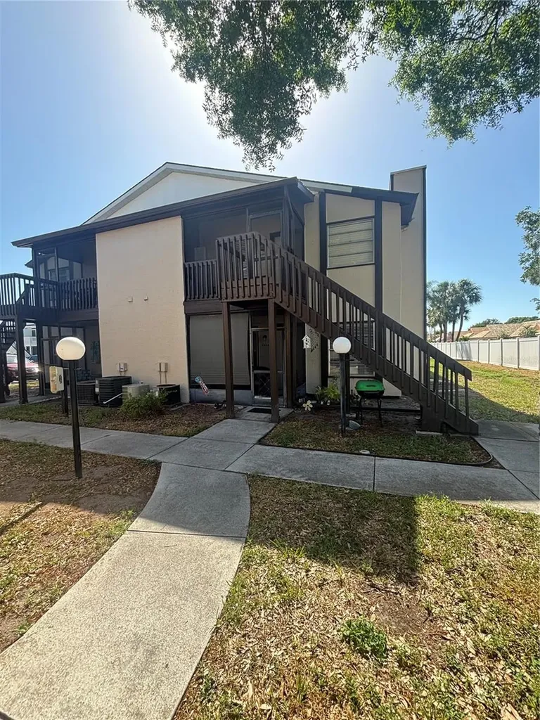 3866 59th Avenue W Bradenton FL 34210