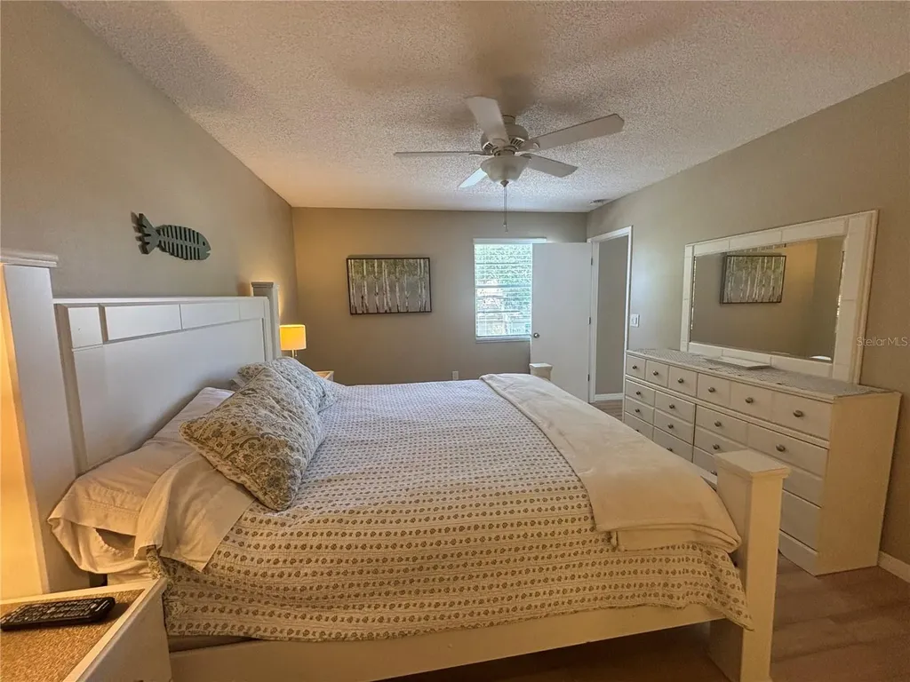 3866 59th Avenue W Bradenton FL 34210
