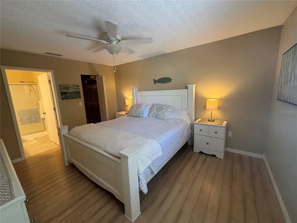 3866 59th Avenue W Bradenton FL 34210