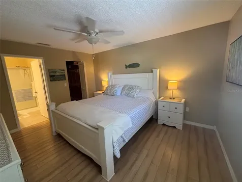 3866 59th Avenue W Bradenton FL 34210
