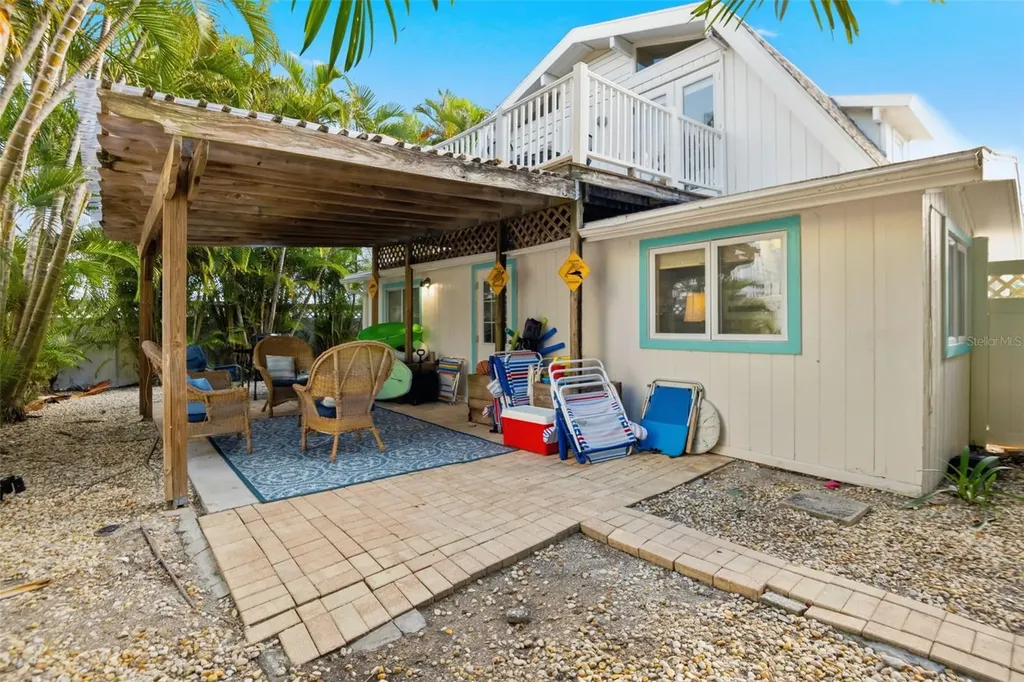 2508 Avenue B Bradenton Beach FL 34217