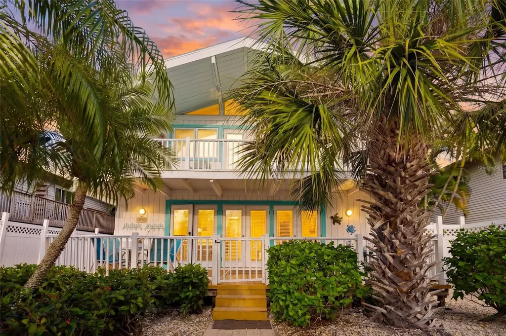 2508 Avenue B Bradenton Beach FL 34217