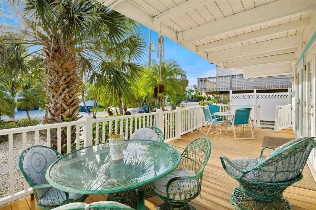 2508 Avenue B Bradenton Beach FL 34217