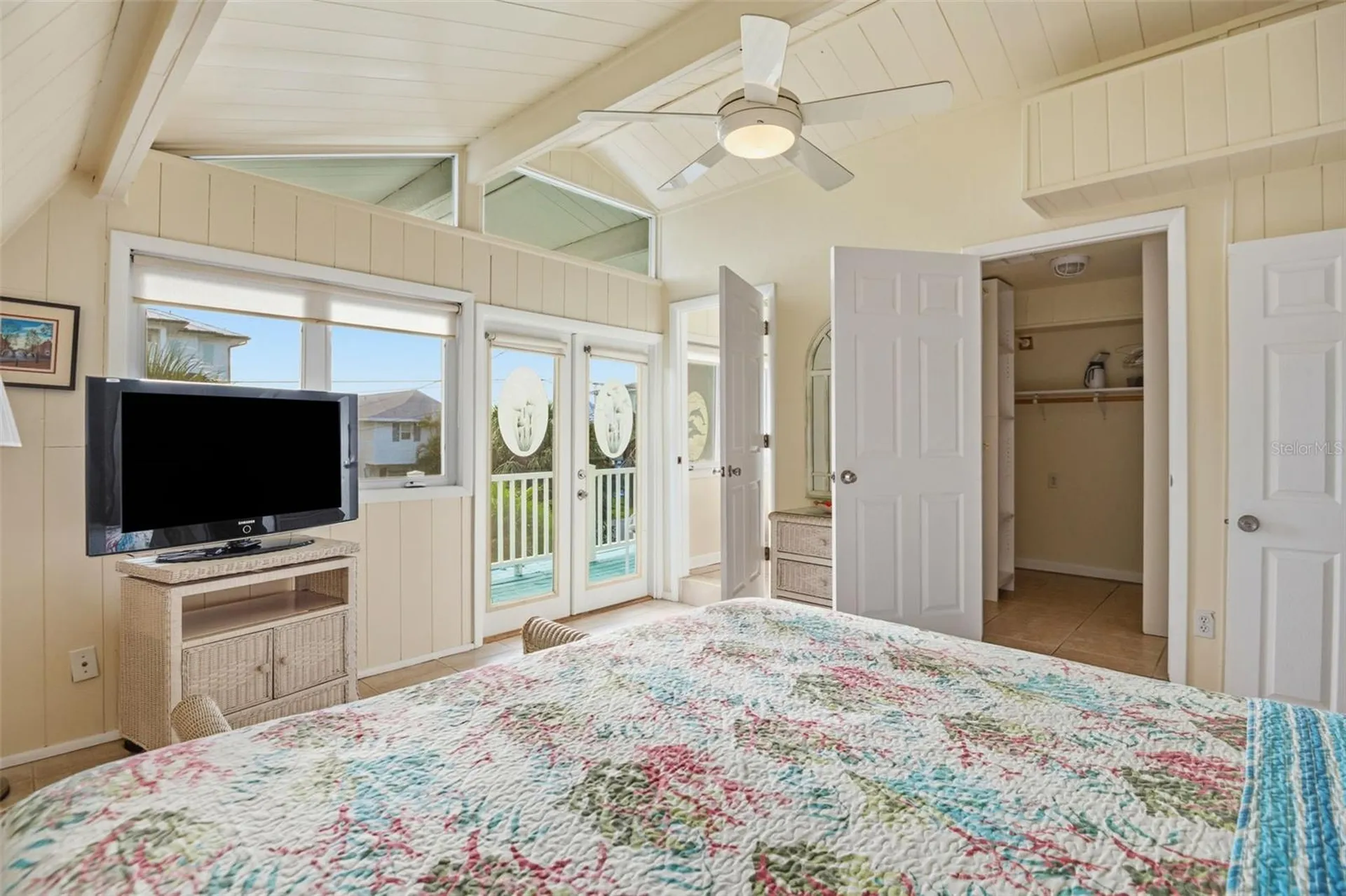 2508 Avenue B Bradenton Beach FL 34217