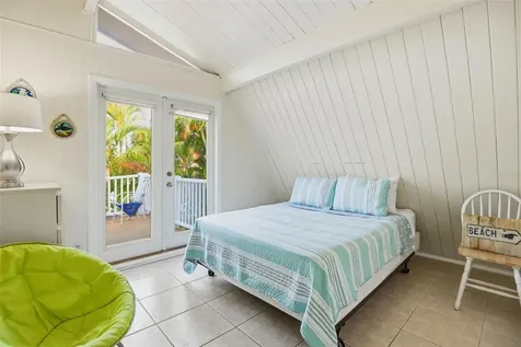 2508 Avenue B Bradenton Beach FL 34217