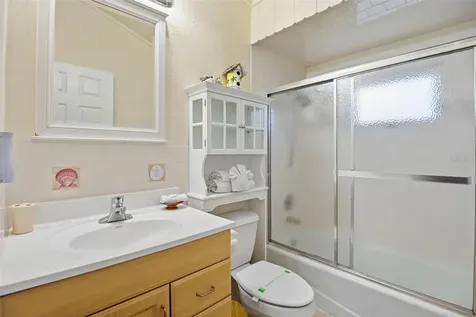 2508 Avenue B Bradenton Beach FL 34217