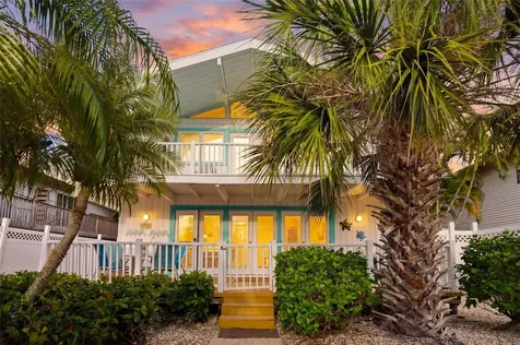 2508 Avenue B Bradenton Beach FL 34217