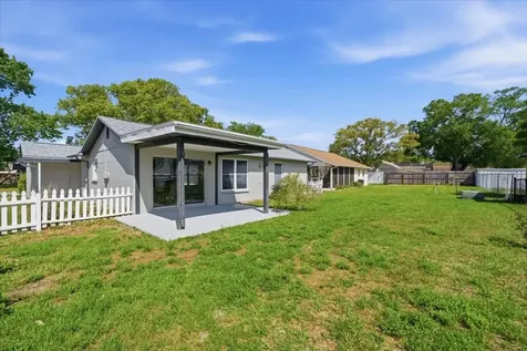 3142 Loomis Drive New Port Richey FL 34655