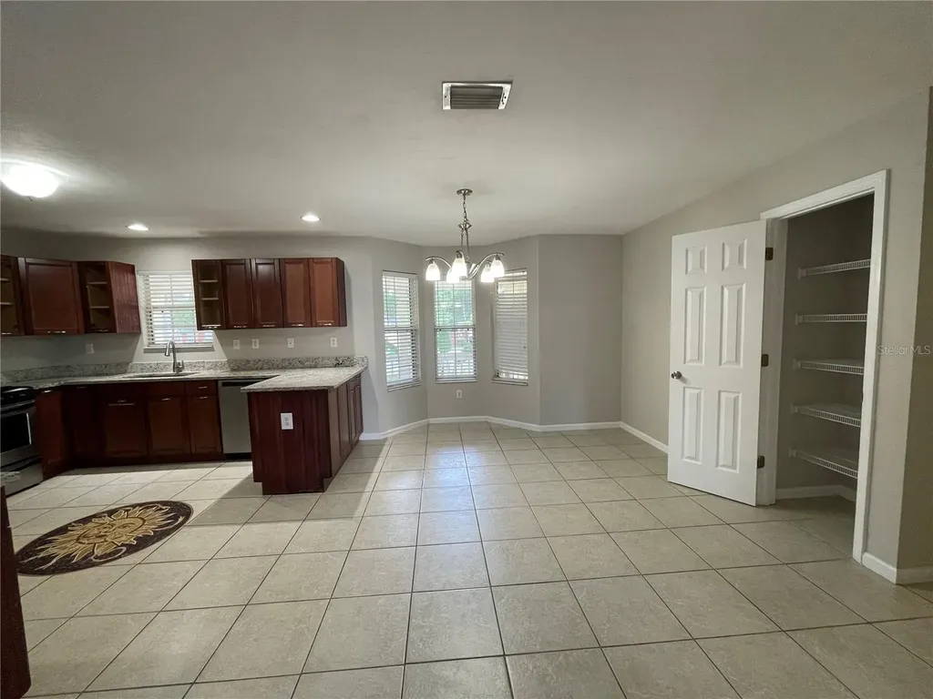 717 NW 233rd Terrace Newberry FL 32669