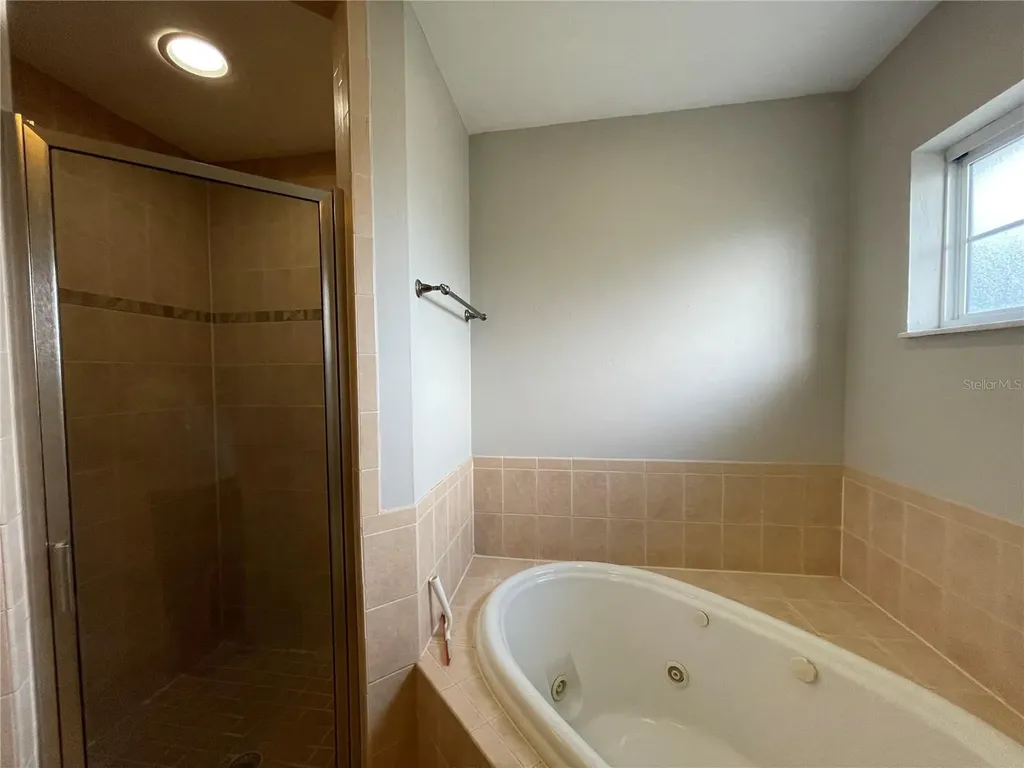 717 NW 233rd Terrace Newberry FL 32669