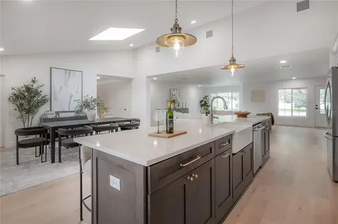 471 W Davis Boulevard Tampa FL 33606