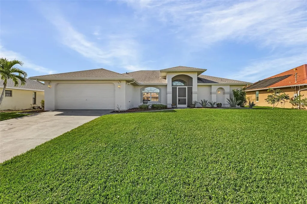 1230 SW 4th Avenue Cape Coral FL 33991
