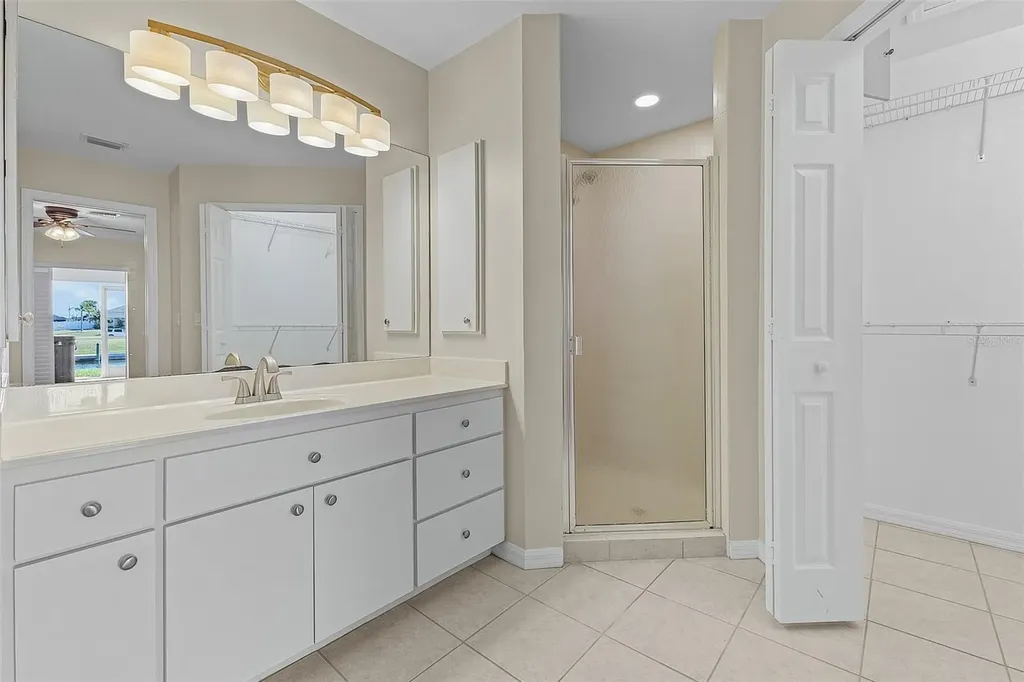 1230 SW 4th Avenue Cape Coral FL 33991