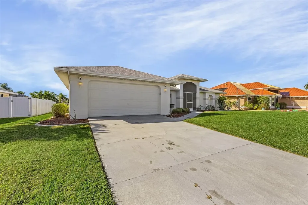 1230 SW 4th Avenue Cape Coral FL 33991