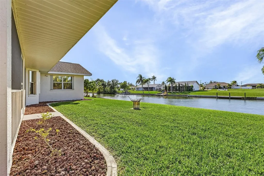 1230 SW 4th Avenue Cape Coral FL 33991