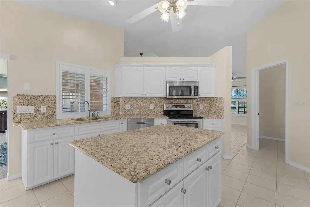 1230 SW 4th Avenue Cape Coral FL 33991