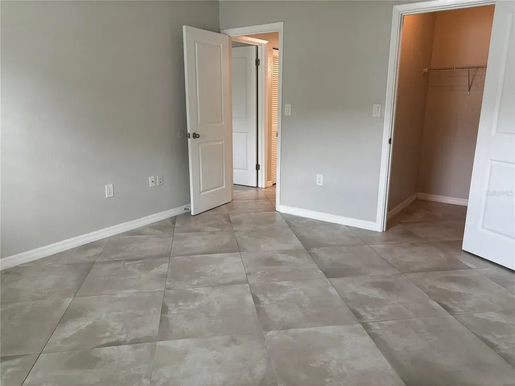 5839 Erin Lane S St Petersburg FL 33712