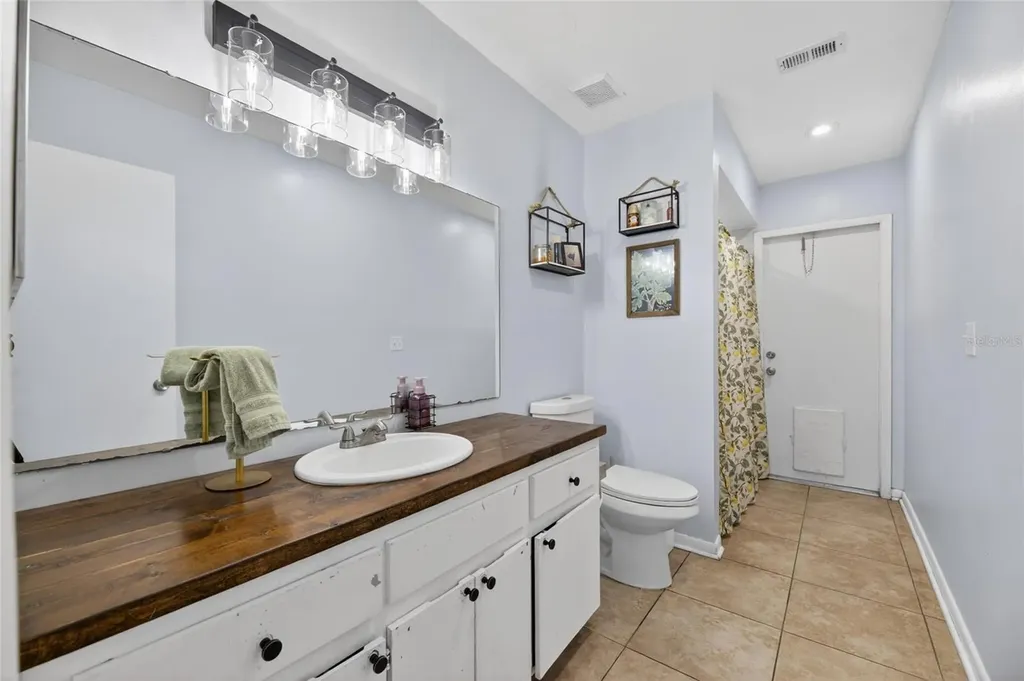 3909 Applegate Circle Brandon FL 33511