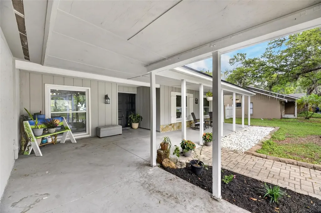 3909 Applegate Circle Brandon FL 33511