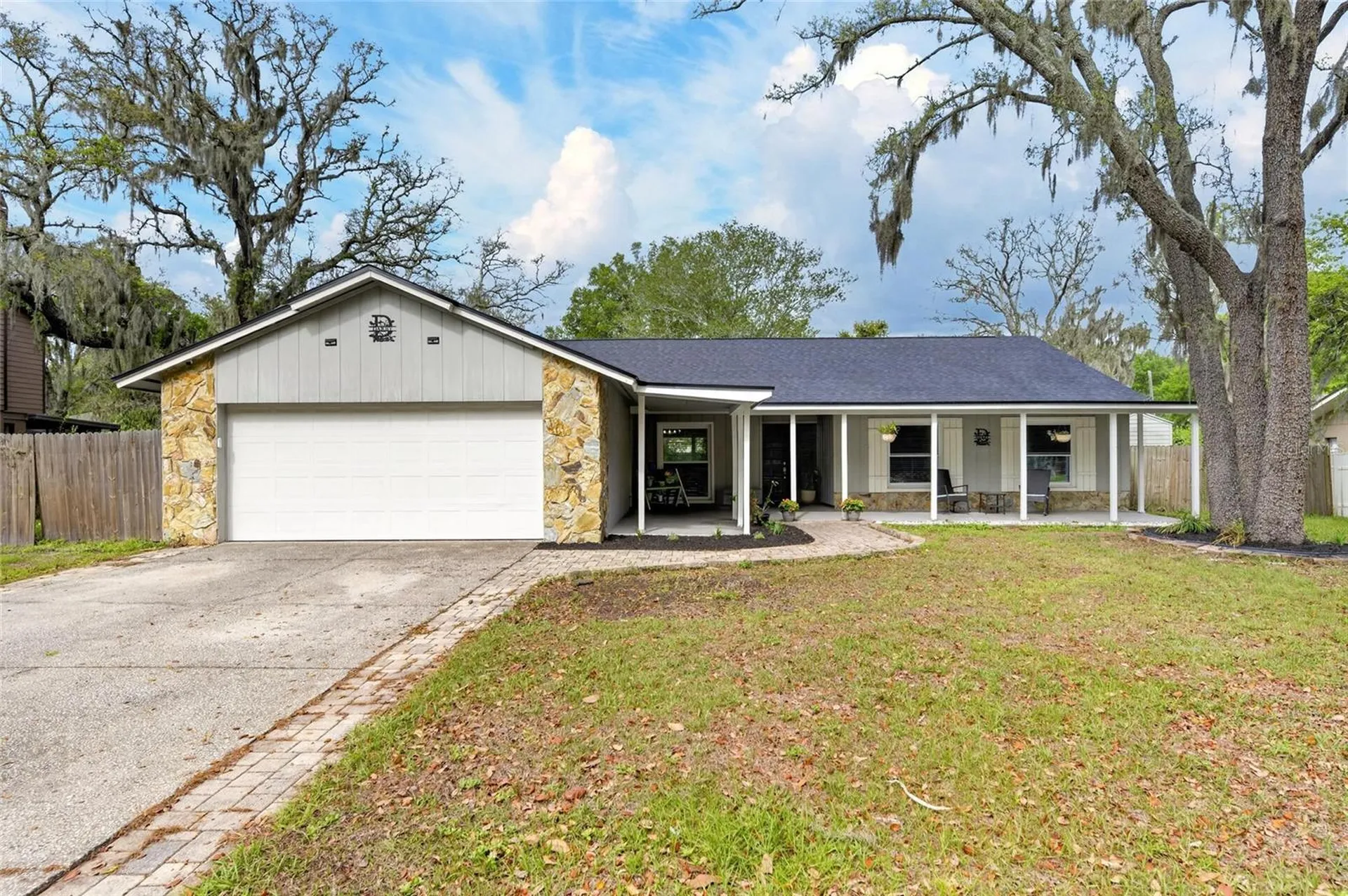 3909 Applegate Circle Brandon FL 33511