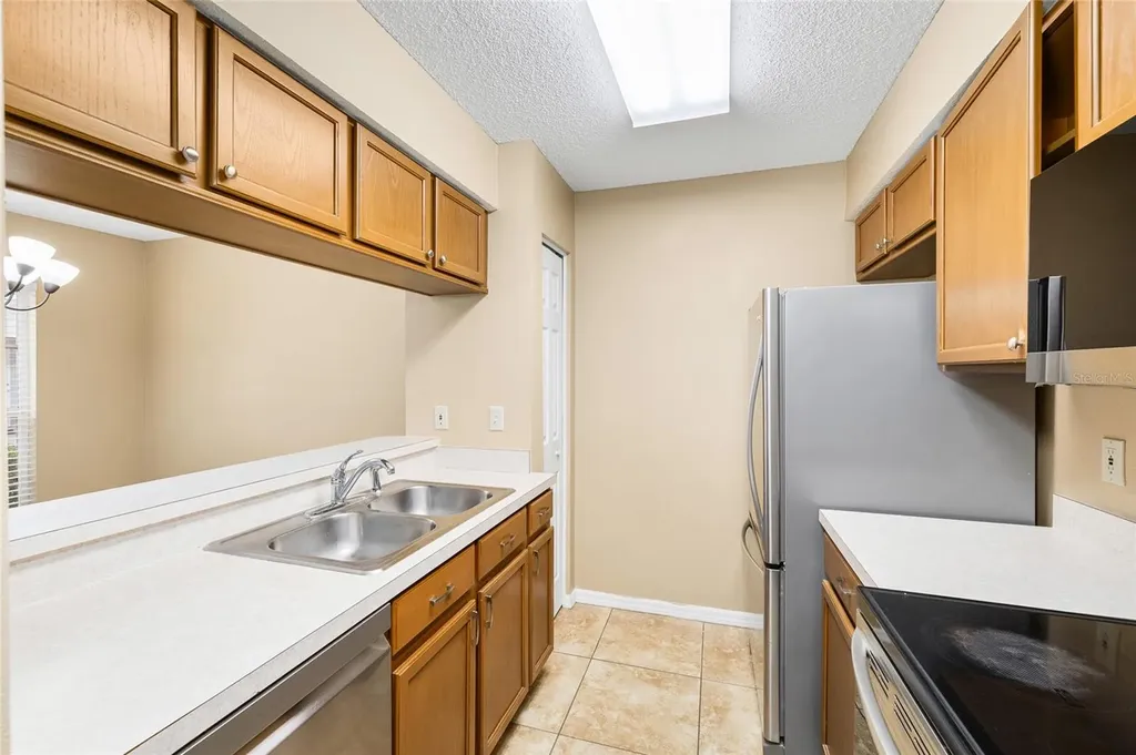 539 Kensington Lake Circle Brandon FL 33511
